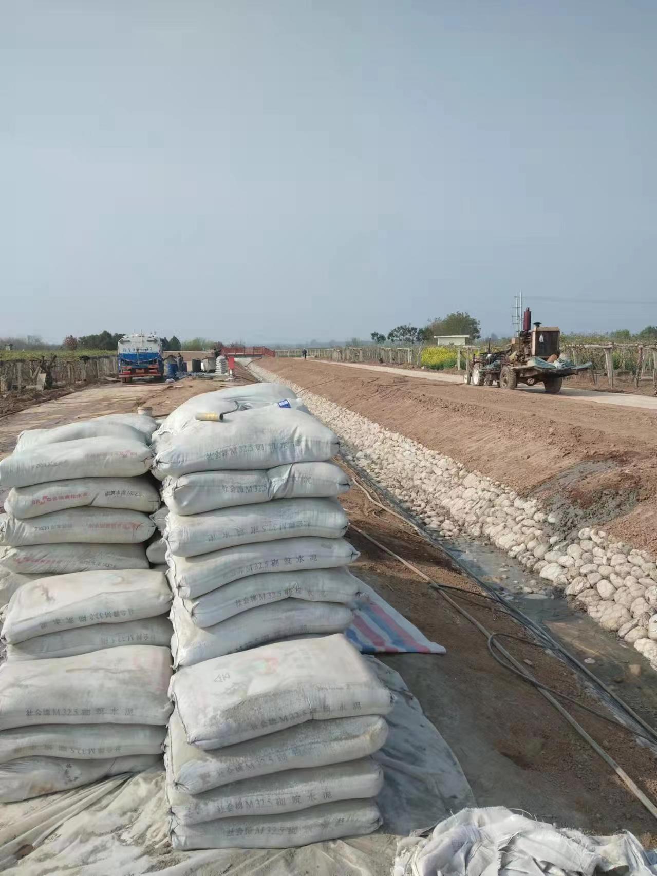 彭场镇小导管注浆